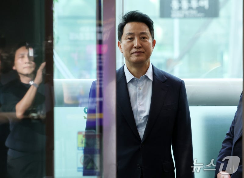 <b>오세훈</b> '여론조사비 대납 의혹' 대법 간다…<b>특검</b>, 항소심 무죄 불복 상...