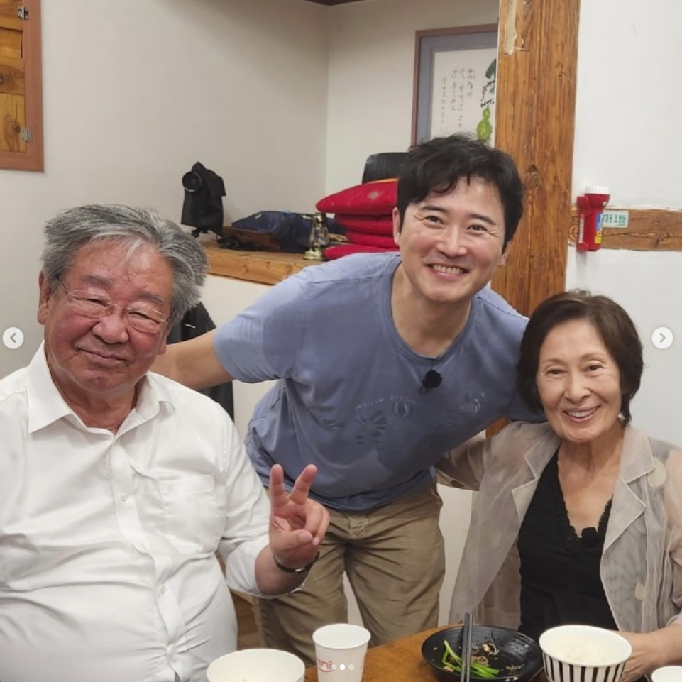 '금동이' <b>임호</b>, 故 최불암 별세에 "아버지…아프시다 돌아가셔 마음 아...