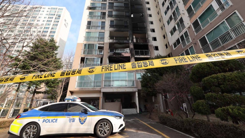 '32명 사상' <b>도봉구</b> <b>아파트 화재</b>원인 조사…합동감식 진행