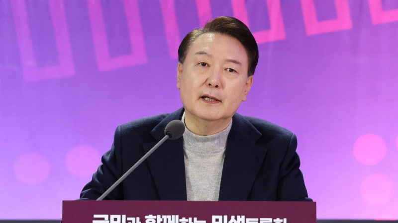 [현장연결] 윤 <b>대통령</b>, <b>반도체 민생토론회</b>…일자리 창출 논의