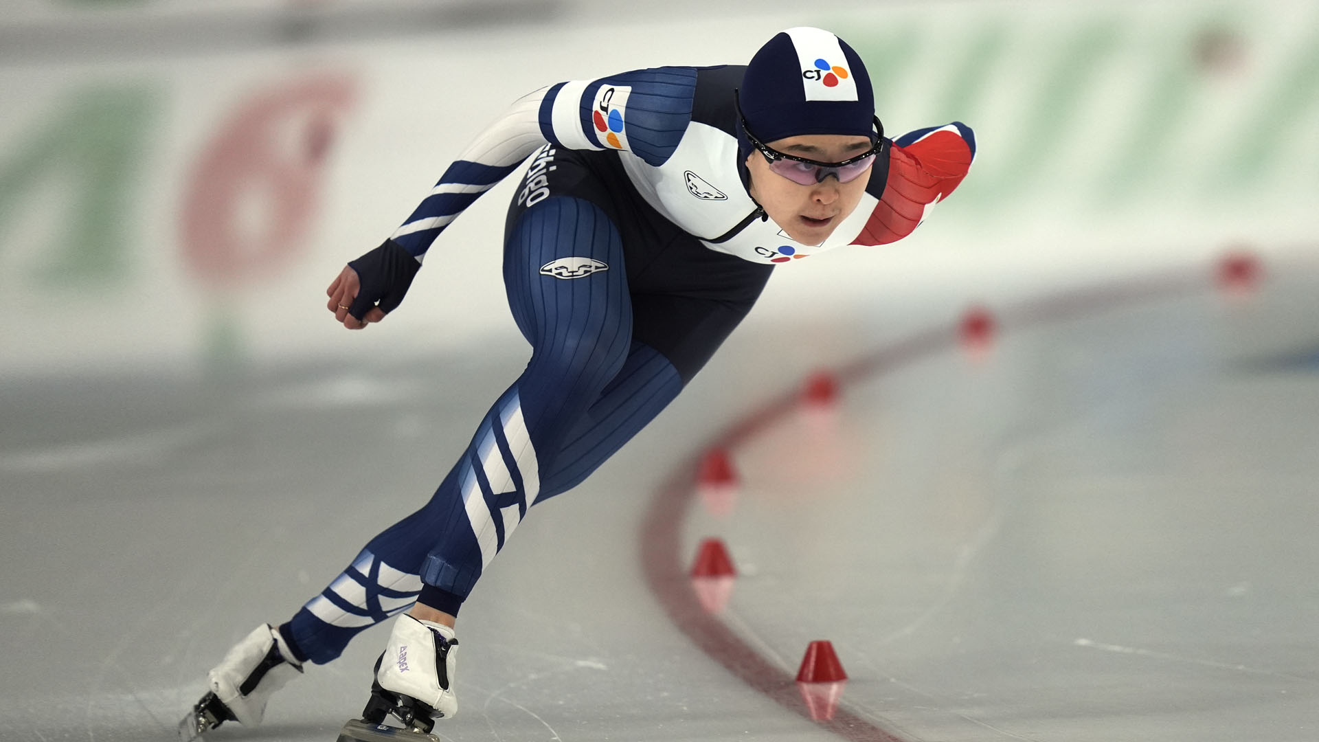 <b>김민선</b>, 세계선수권 <b>500m 은메달</b>…이상화 이후 7년만