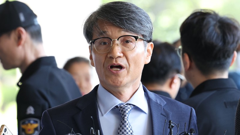 <b>검찰</b>, '김여사 명품백 전달' <b>최재영 목사</b> 첫 소환