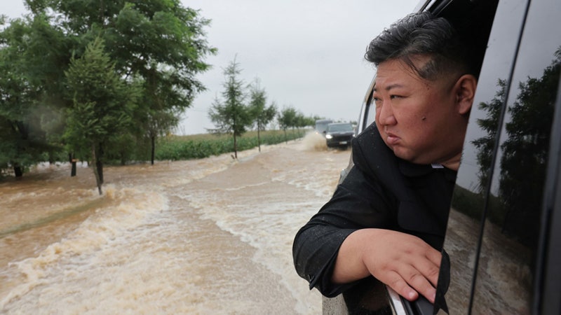 <b>북한</b> 압록강 홍수로 5천명 고립…<b>김정은</b> 구조현장 시찰
