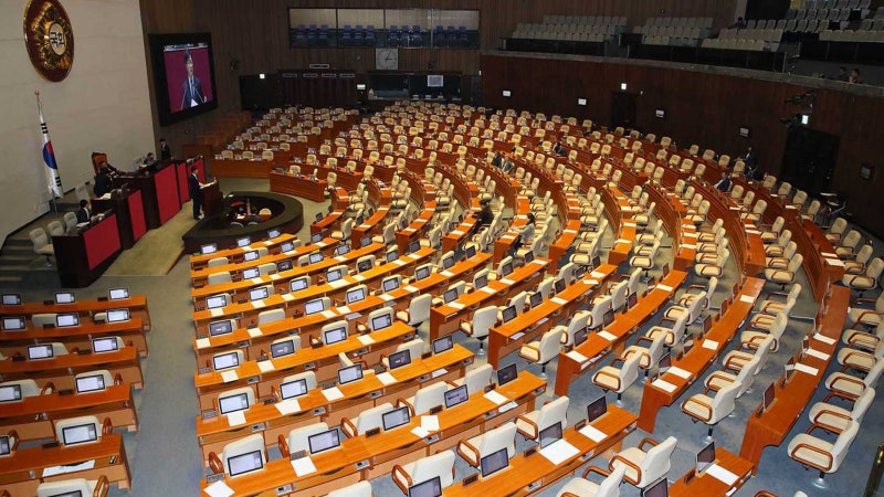 국회, '<b>내란</b>·김여사 <b>특검법</b>' 등 8개 법안 재표결