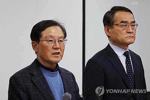 尹측, <b>박종준</b> <b>경찰조사</b> 반발…"<b>경호처</b> 무력화 시도·꼼수소환"