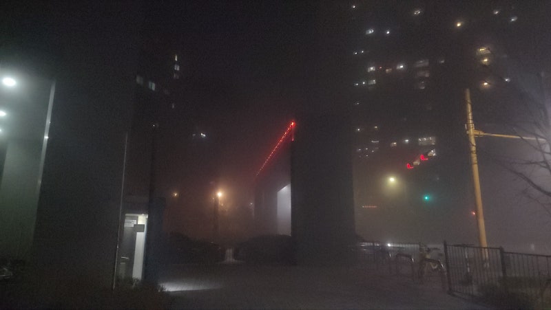 경기 <b>용인</b> 흥덕IT밸리 <b>지하주차장 화재</b>…남성 1명 심정지