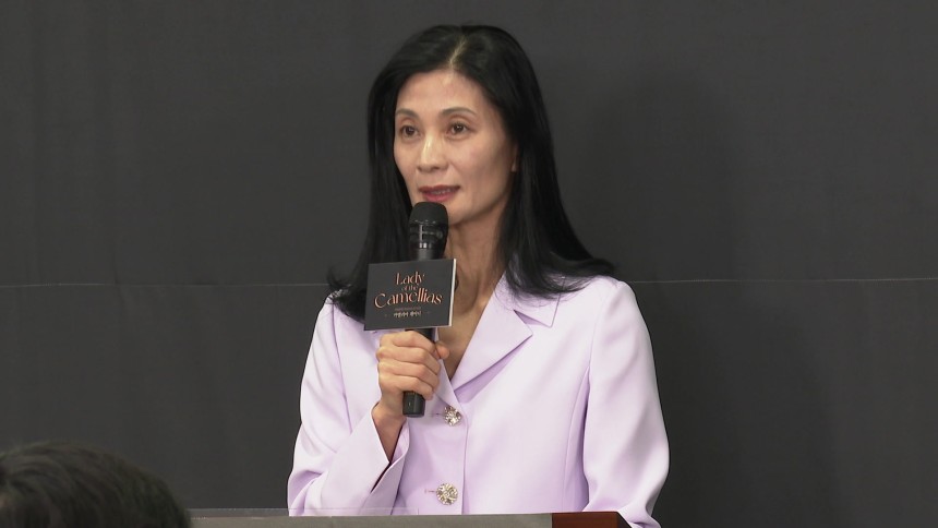 '카멜리아 레이디' 기자간담회 현장에서 발언하는 강수진 국립발레단장 (영상취재 이승욱)