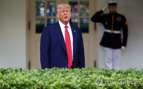 <b>트럼프</b> "<b>대중 관세 80</b>%가 적절한 듯…중국, 미국에 시장 개방해야"