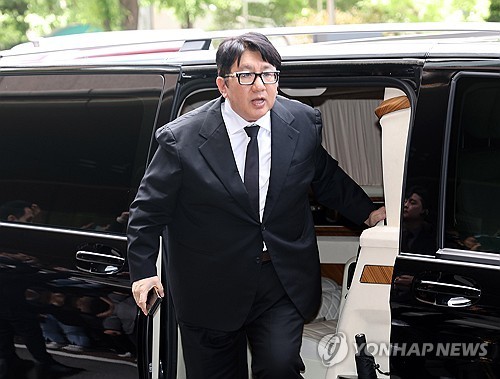 <b>방시혁</b> 의장, '<b>SM</b>엔터 <b>시세조종</b>' 재판 증인 소환