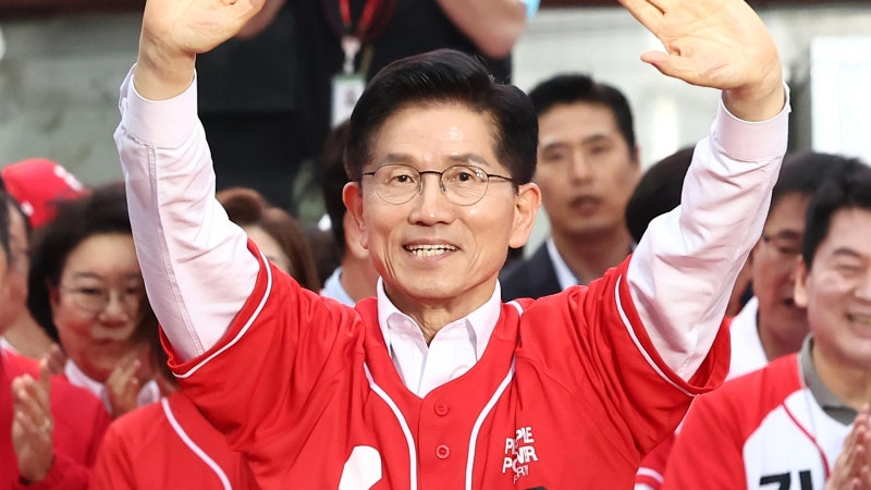 尹 탈당 뒤 전열 재정비…<b>김문수 지지율 반등</b>할까