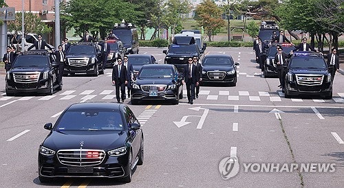 경찰, <b>대통령</b> 근접<b>경호 유지</b>…<b>경호</b>처와 합동 업무