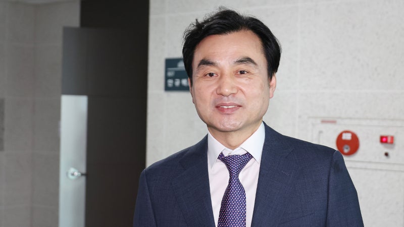 새정부 첫 <b>장관 인선</b>…64년만의 <b>문민 국방장관</b>에 안규백