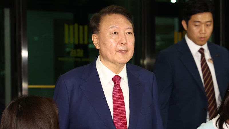 내란특검, 尹 <b>구속영장 청구 가능성</b>…논리 보강 작업 중