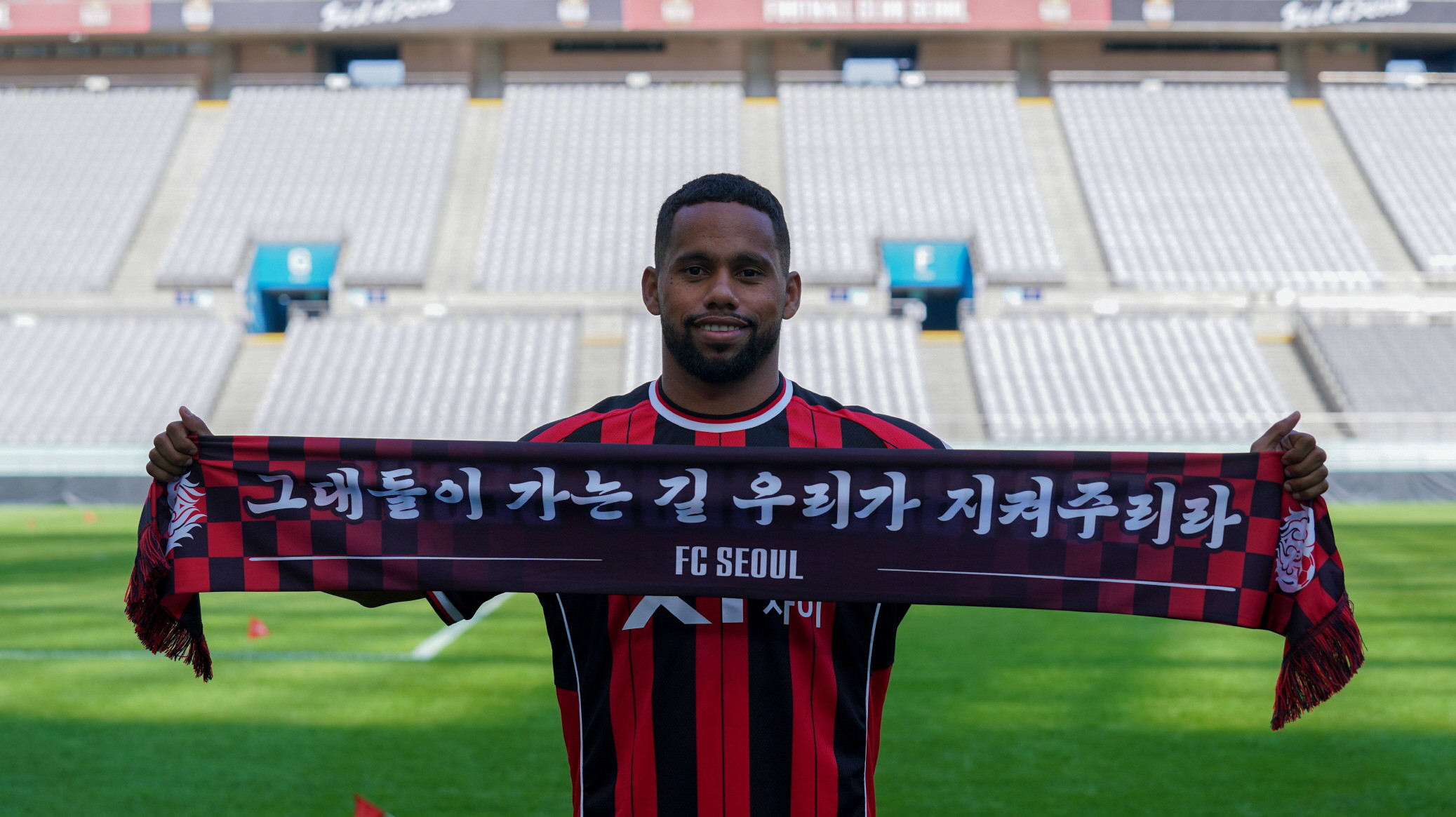 전반기 '6골5도움' <b>안데르손</b>, <b>FC서울</b> 전격 <b>이적</b>