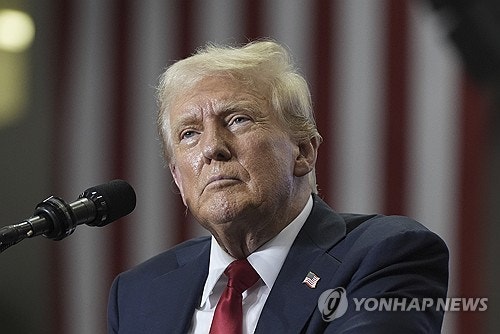 "<b>트럼프</b>, 우크라에 장거리 미사일 등 무기 지원할 듯"