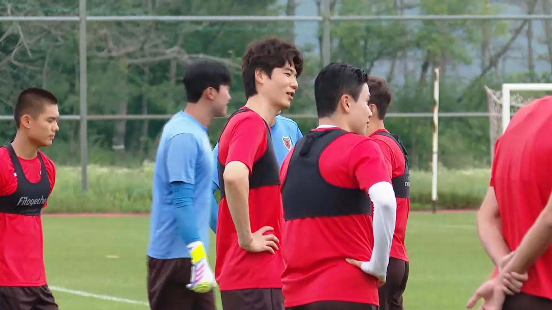 포항 '완판남' 기성용…이적 <b>신고식</b> 기대만발
