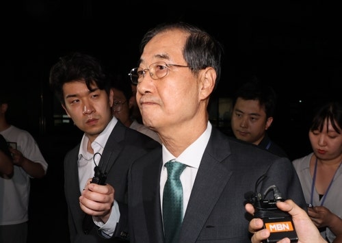 내란특검 "내일 오전 9시 30분 <b>한덕수 소환</b>"