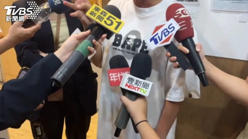 <b>블랙핑크</b> 공연 보러 대만 간 한국인 남성 봉변…알몸 호주 남성이 호텔...
