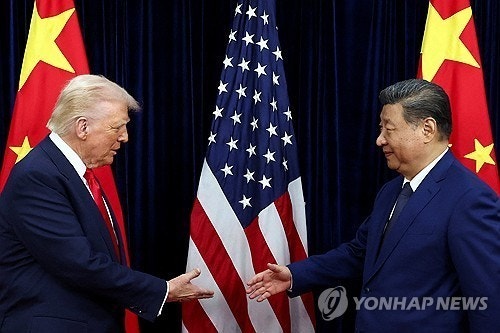 <b>트럼프</b>, 10일부터 <b>대중</b> '펜타닐 <b>관세</b>' 10%P <b>인하</b>