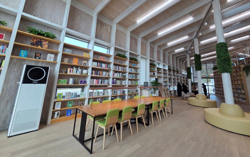 개관한 한국산림복지진흥원 숲속도서관 [산림청 제공. 재판매 및 DB 금지]