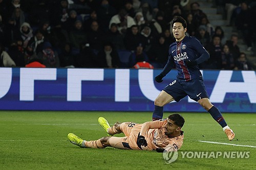 PSG <b>이강인</b>, <b>리그 1호 골</b>…2경기 연속 공격 포인트