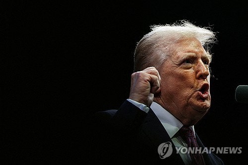 '美 우선주의' <b>국가안보전략</b>…"한일 <b>국방비 증액</b> 촉구"