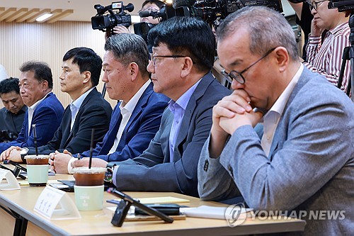 노란봉투법 관련 고용노동부 차관 발언 듣는 CEO들 [연합뉴스 제공]