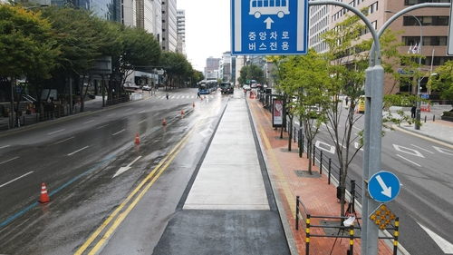 강남구 신사역 고강성 콘크리트 포장 [서울시 제공]