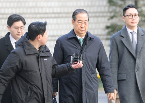 [정보/소식] [속보] 한덕수, 1심 선고 앞두고 묵묵부답 출석 | 인스티즈