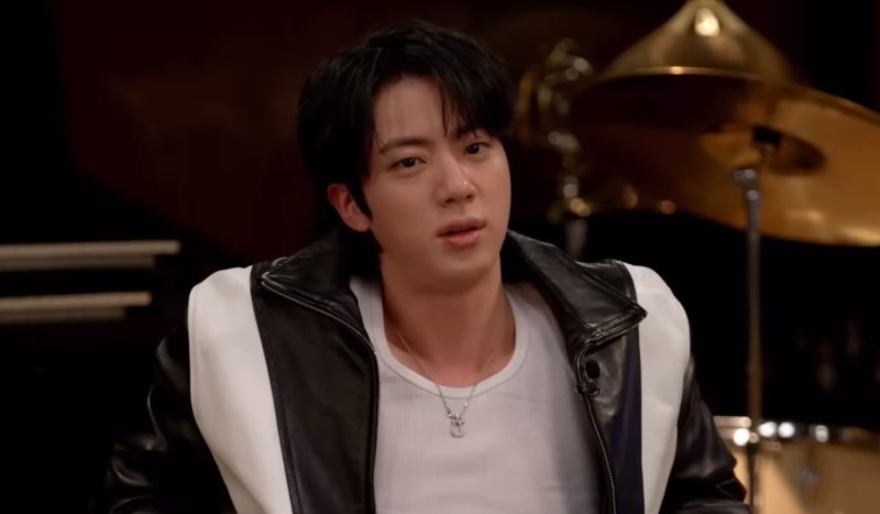 "투어 때문"이라지만…BTS 진만 쏙 빠진 크레딧에 팬들 "납득 안 돼"