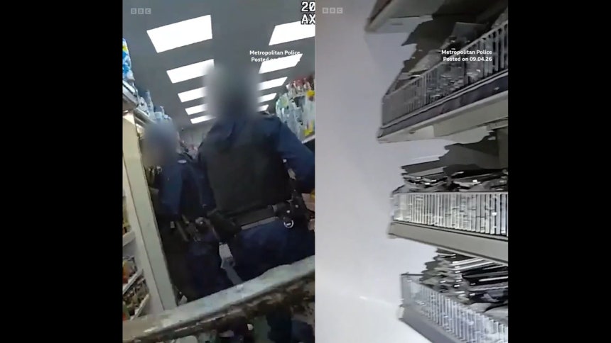 상점을 수색하는 경찰(왼쪽)과 내부에서 발견된 수많은 휴대전화(오른쪽) [BBC 캡처]