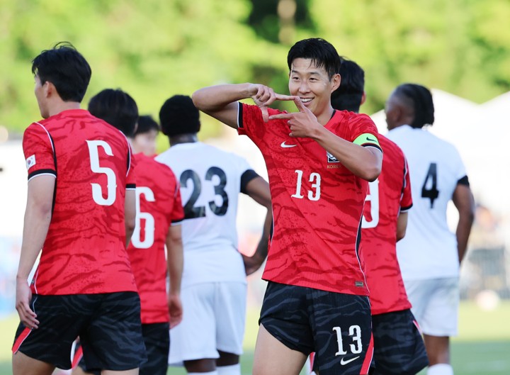 '손흥민·조규성 멀티골' 홍명보호, 월드컵 리허설 대승…트리니다드토...