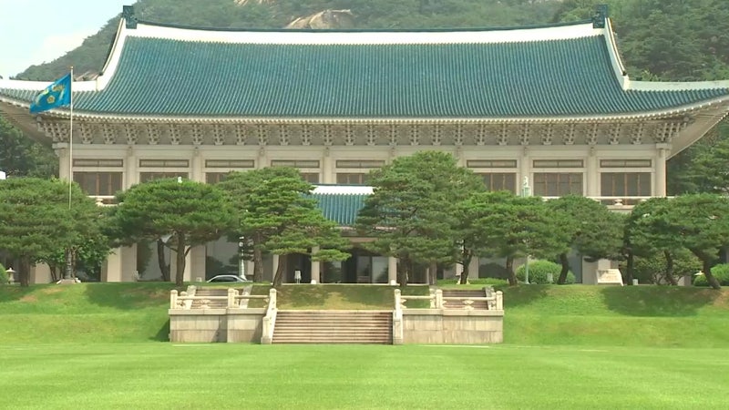 [속보] 靑 "선관위, 투표권 행사ㆍ개표관리 차질없게 해야"