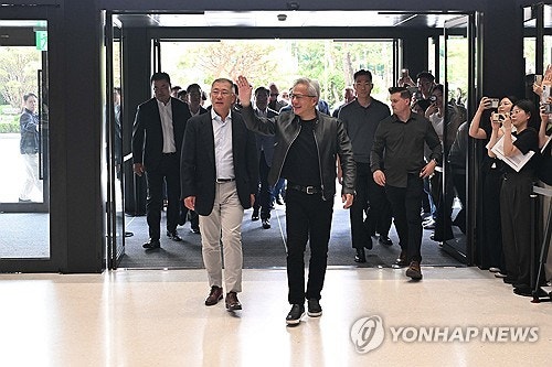 젠슨 황 방한 마지막 일정…'AI 동맹' 총출동