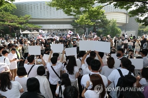 '전면 재선거' 찬성 44%·반대 48%…20·30대는 60% 이상 찬성[한국갤럽]