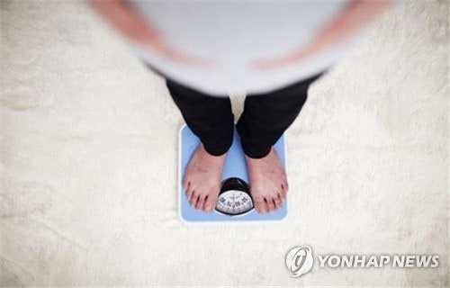 '6일 굶고 1일 폭식' 극단적 다이어트…중국 여성, 급성 췌장염으로 응급실행