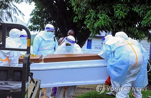 민주콩고 <b>에볼라</b> 확진자 700명 넘어…치사율 21%