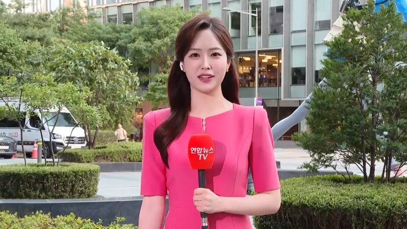 낮에는 볕이 뜨거운데 남부에는 비 소식, 우산 챙겨야겠어