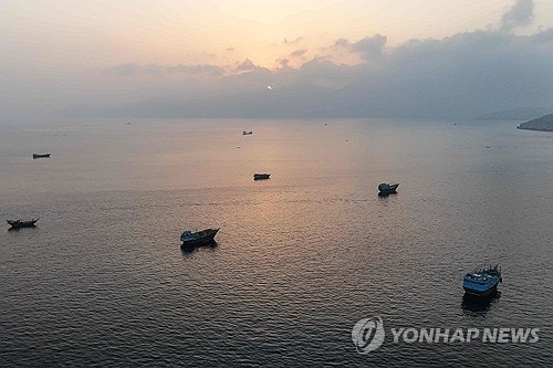 호르무즈 무력 공방에 국제유가 상승세…WTI 2%↑