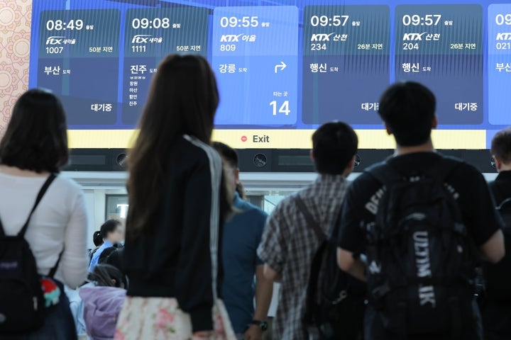 [속보] "<b>경부선</b> 일반열차·충북선 일반열차, 정상 <b>운행 재개</b>"