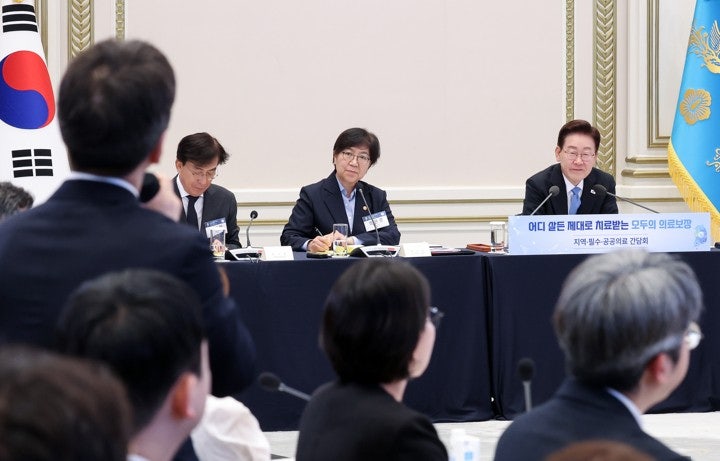 이 대통령 주재 '부동산 대토론회'…민주, 당 대표 후보 <b>압축</b> [7월 23일 ...