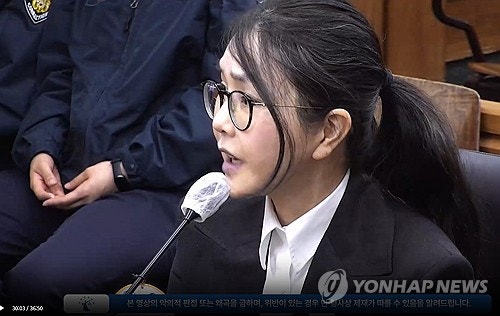 <b>김건희</b>, 로저비비에 <b>가방 수수</b> 인정…"나중에 발견했다"