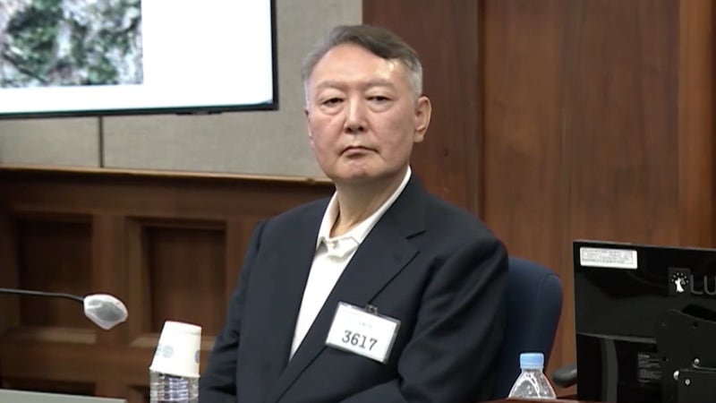 尹 <b>선거법 2심</b> 구형 <b>연기</b>…윤우진 동생 "변호사 내가 소개"