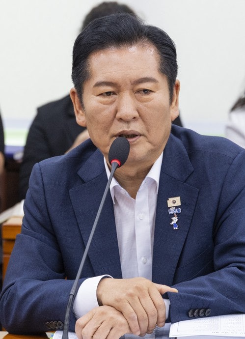 <b>정청래</b>, 미국 <b>비자</b>발급 <b>보류</b>…외통위 '미주반'에서 '구주반'으로
