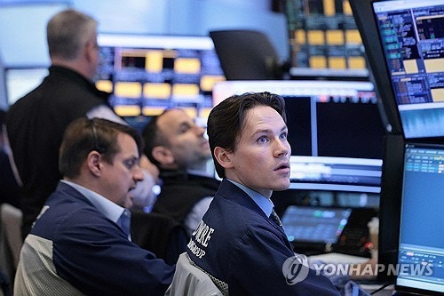 뉴욕증시, 미 <b>국채금리 하락</b>에 3대 지수 <b>반등</b>