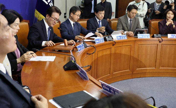 與, '<b>소방재정 설화</b>' 추미애·부승찬에 경고…최고위 결정