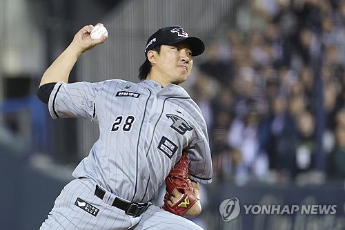 '유니콘스 마지막 유산' 떠난다…<b>LG</b> 불펜 <b>장시환 현역 은퇴</b>