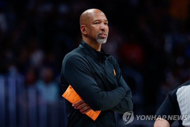 NBA菲尼克斯连续两年淘汰PO 2R最高胜率教练被撤换
