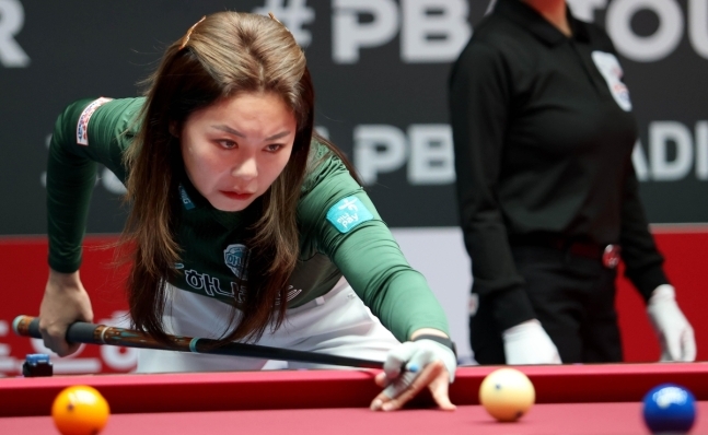 <b>김가영</b>, '퍼펙트 큐' PBA 팀리그 <b>하나카드</b> 4연승 선봉