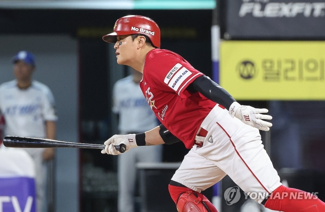 '<b>은퇴식</b>은 <b>내년</b>에' SSG <b>추신수</b>, 치열한 순위 싸움 중인 팀 상황 고려